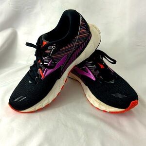 Brooks Women’s Adrenaline GTS 19 running shoes.